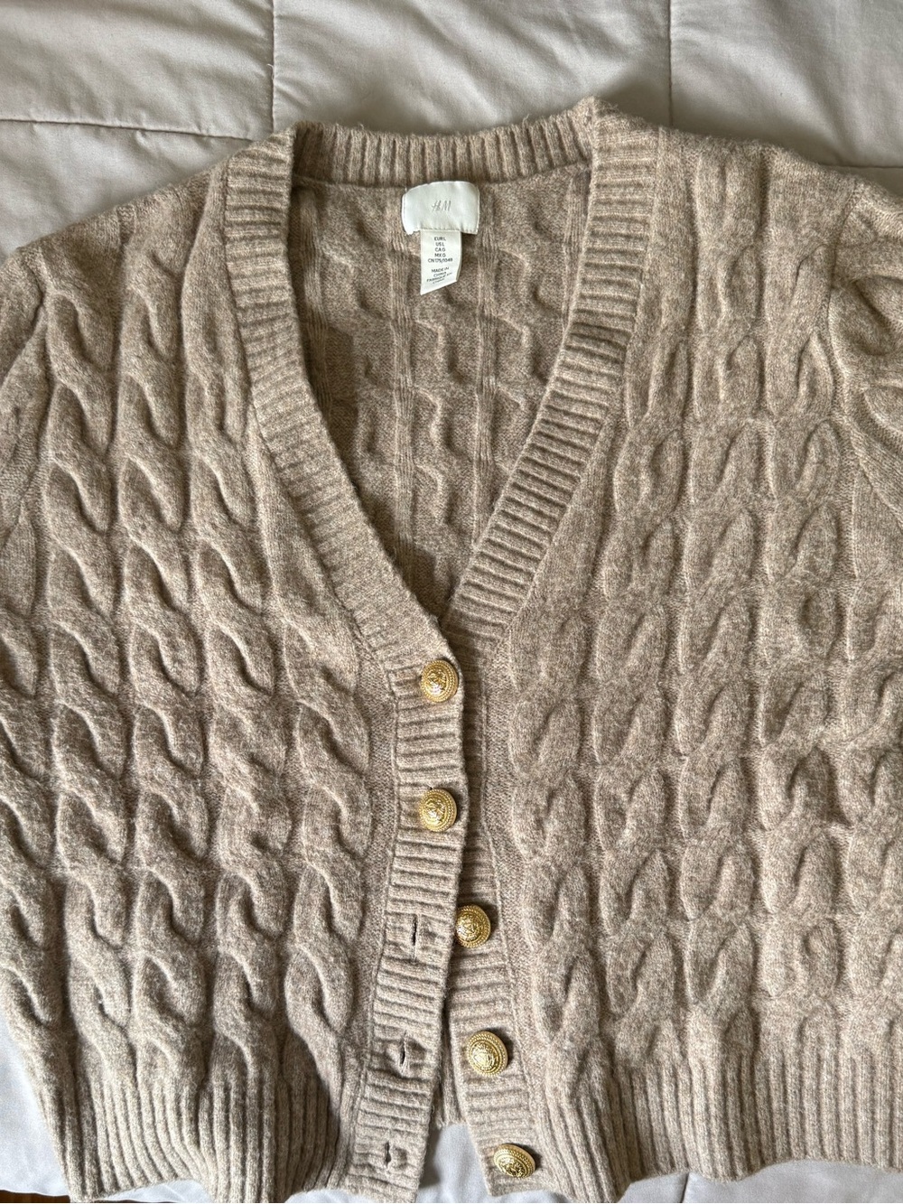 H&M Beige Cable-Knit V-Neck Cardigan with Gold Buttons